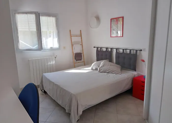 Détente Au Vakantiehuis Nîmes